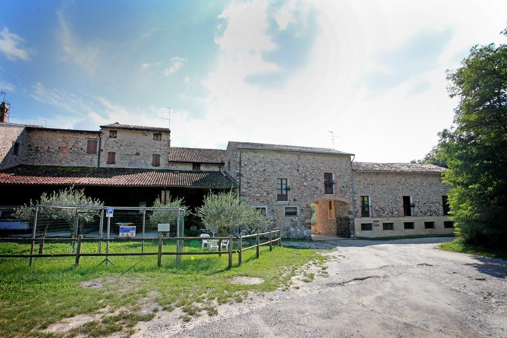Agriturismo Licensi Del Bresa Villa Monzambano Room photo