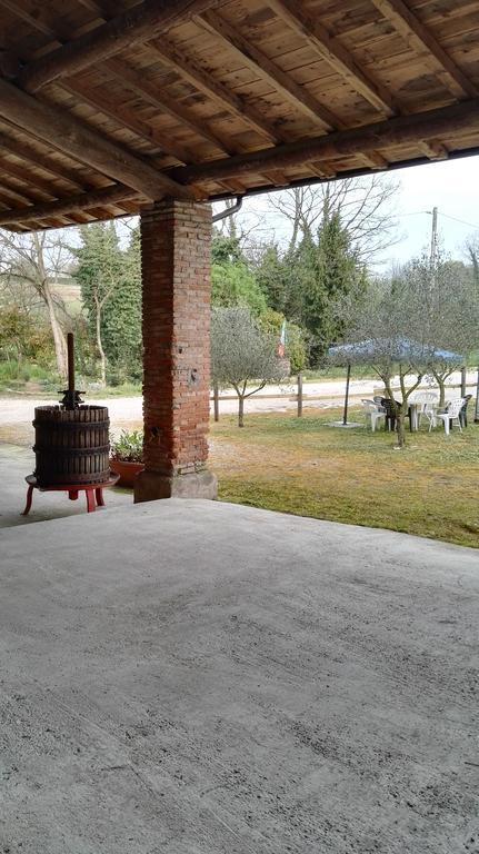 Agriturismo Licensi Del Bresa Villa Monzambano Exterior photo